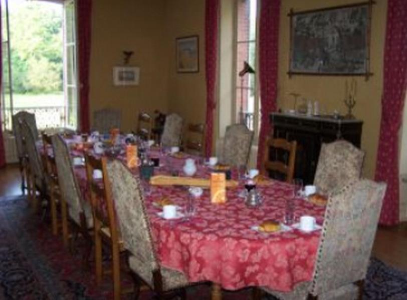 Chateau Des Bouffards Brinon-sur-Sauldre 외부 사진