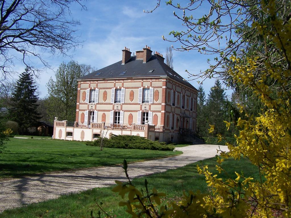 Chateau Des Bouffards Brinon-sur-Sauldre 외부 사진